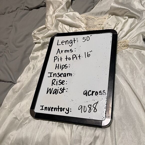 Diversions White Ivory Satin Long Maxi Night Gown Lounge Womens Size M Lace Trim - Picture 10 of 10